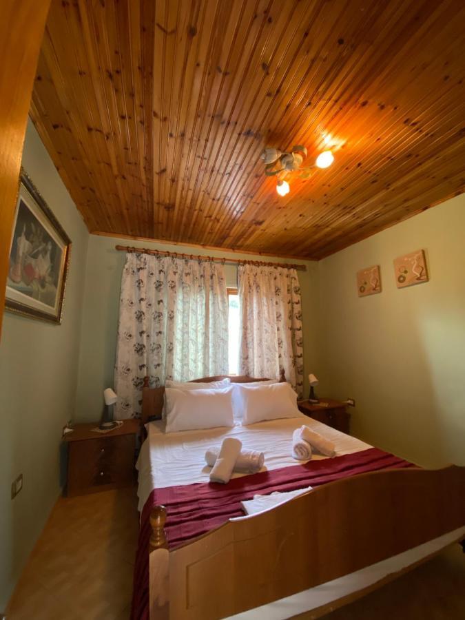 Marko'S House Gjirokastra Kültér fotó