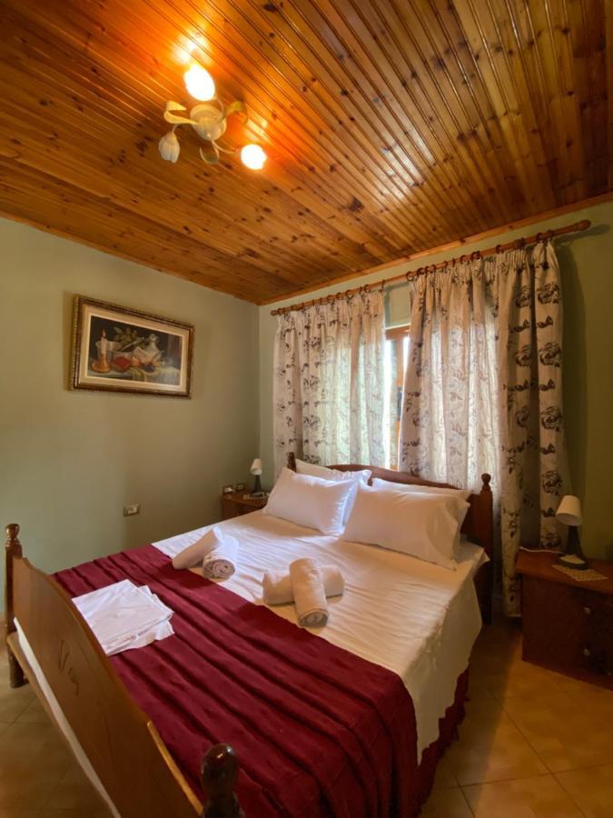 Marko'S House Gjirokastra Kültér fotó