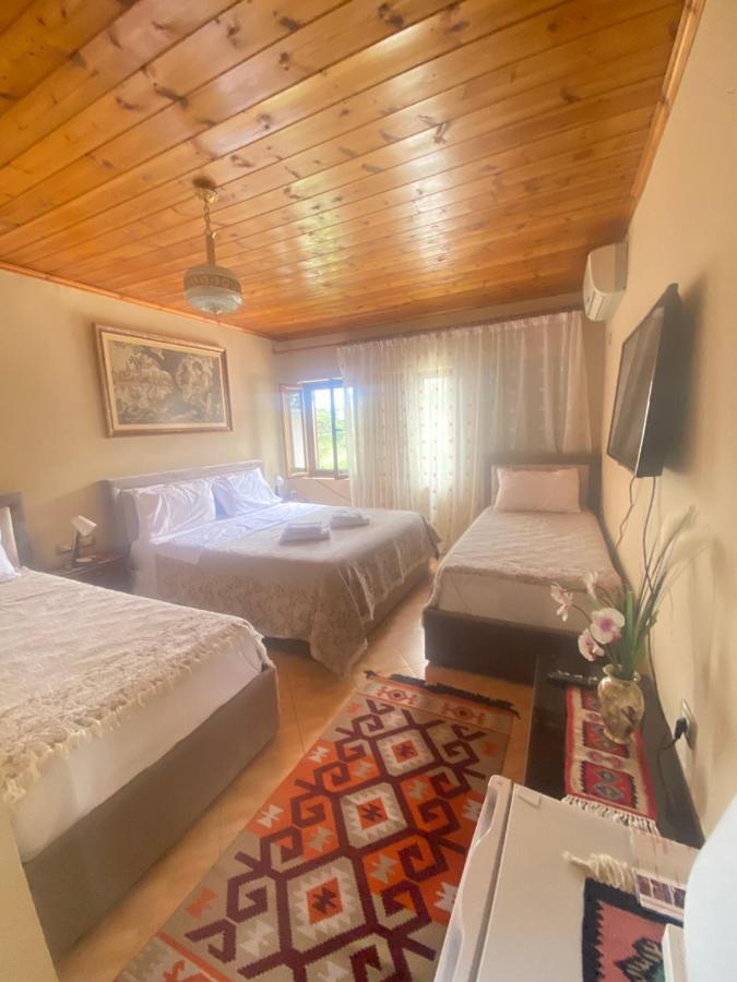 Marko'S House Gjirokastra Kültér fotó